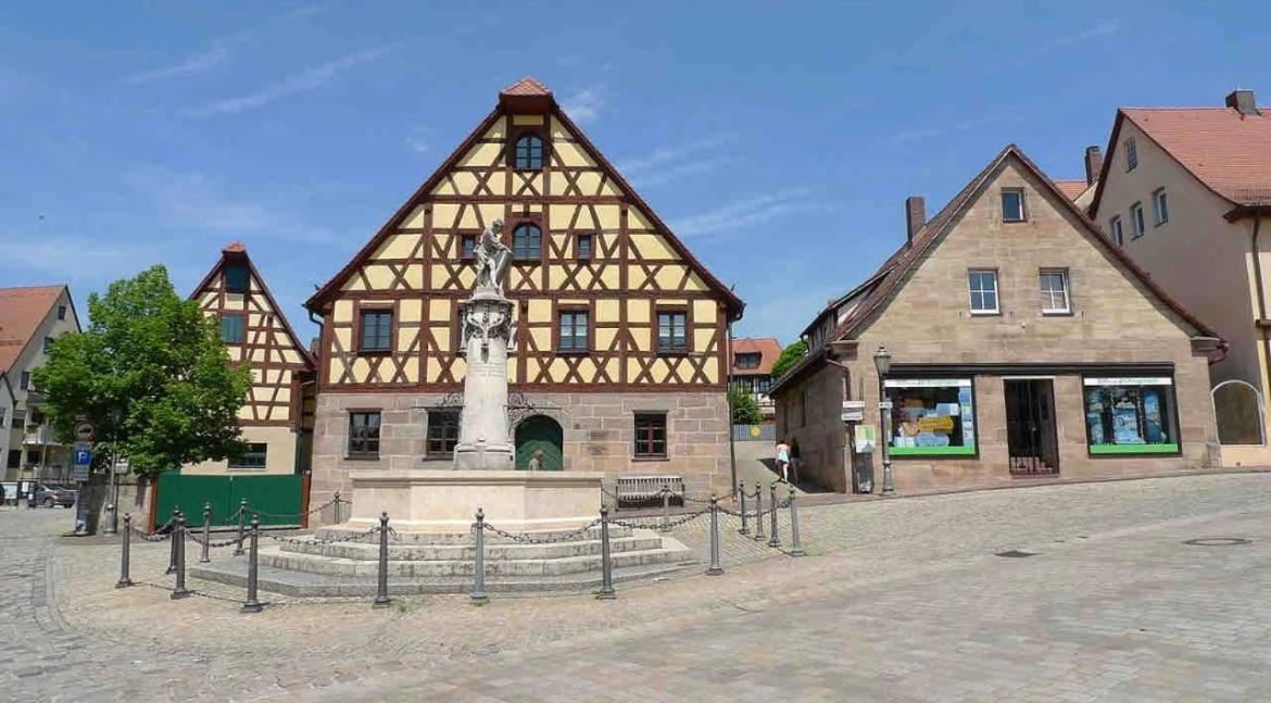 Komplette Wohnung In Wendelstein Bei Nuernberg - Messenaehe المظهر الخارجي الصورة